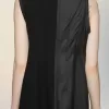 Anonymity of the Lining Dress