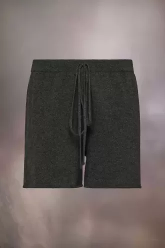Cashmere knit shorts
