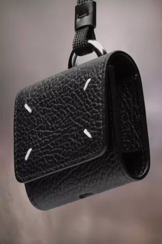 Four stitches AirPod case