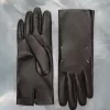 Four stitches gloves