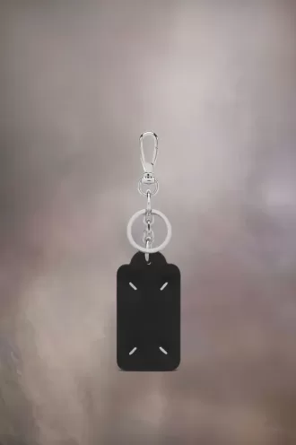 Four stitches keyring