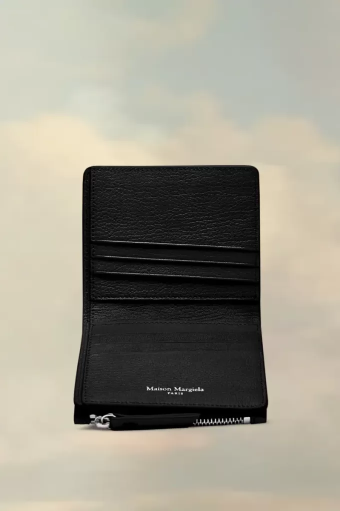 Four stitches wallet Four stitches wallet