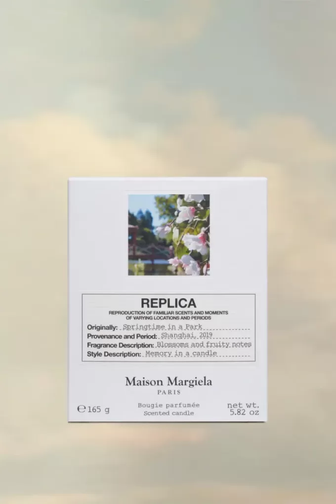 Replica Springtime in a Park candle