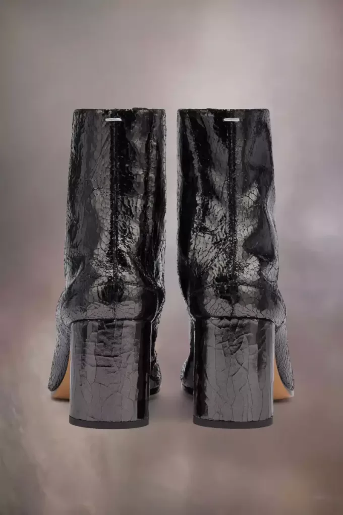 Tabi broken mirror boots